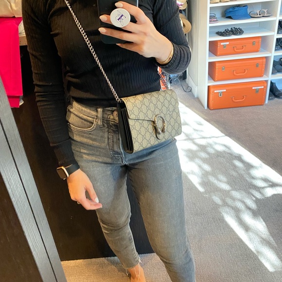 Gucci wallet on a chain - Picture 7 of 8